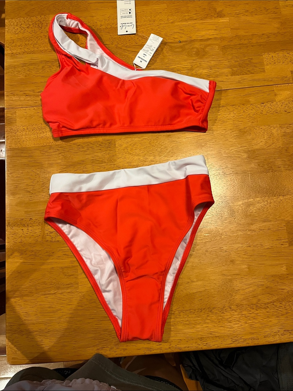 Cupshe Red and White One-Shoulder Swim Set